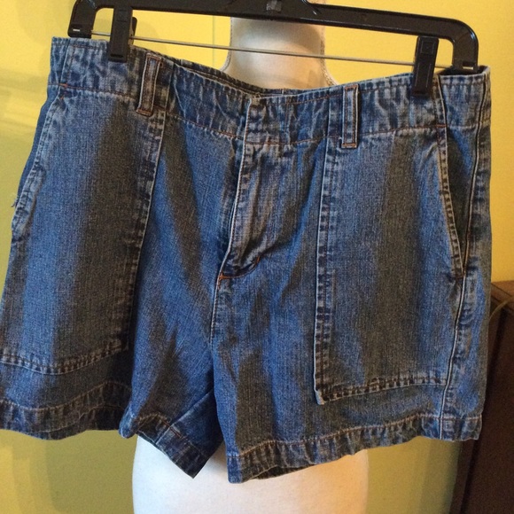 Cute Calvin Klein Jean Shorts size 10 - Picture 2 of 5